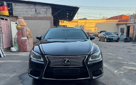 Lexus LS IV, 2012 год, 2 250 000 рублей, 1 фотография