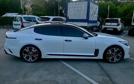 KIA Stinger I, 2018 год, 3 000 000 рублей, 4 фотография