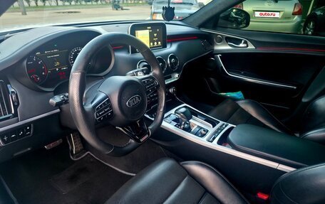 KIA Stinger I, 2018 год, 3 000 000 рублей, 11 фотография