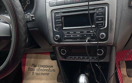 Volkswagen Polo VI (EU Market), 2015 год, 900 000 рублей, 4 фотография