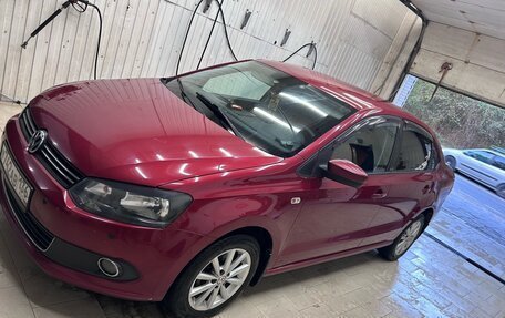 Volkswagen Polo VI (EU Market), 2015 год, 900 000 рублей, 9 фотография