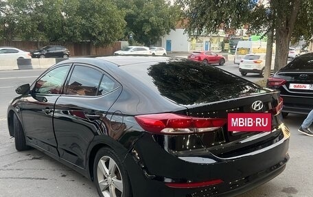 Hyundai Elantra VI рестайлинг, 2017 год, 1 250 000 рублей, 5 фотография