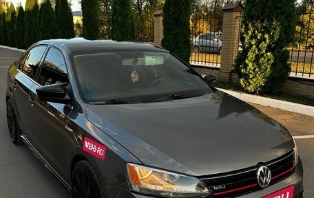 Volkswagen Jetta VI, 2016 год, 1 280 000 рублей, 3 фотография
