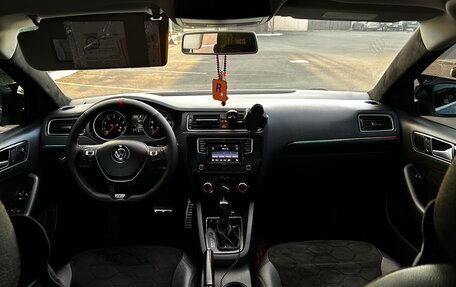 Volkswagen Jetta VI, 2016 год, 1 280 000 рублей, 22 фотография