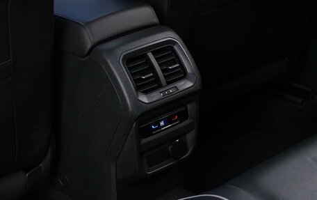 Volkswagen Tiguan II, 2021 год, 3 299 077 рублей, 12 фотография