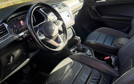 Volkswagen Tiguan II, 2021 год, 2 350 000 рублей, 12 фотография