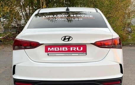 Hyundai Solaris II рестайлинг, 2021 год, 1 300 000 рублей, 5 фотография