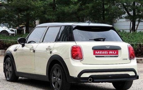 MINI Hatch, 2022 год, 2 170 000 рублей, 3 фотография