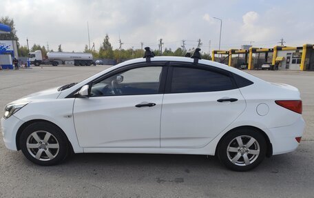 Hyundai Solaris II рестайлинг, 2015 год, 850 000 рублей, 2 фотография