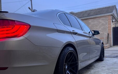 BMW 5 серия, 2011 год, 1 470 000 рублей, 3 фотография