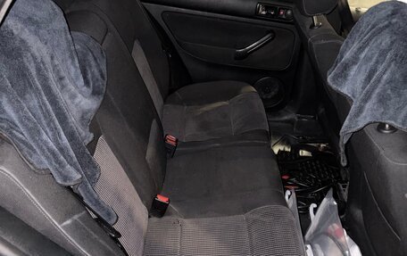 Volkswagen Golf IV, 2001 год, 340 000 рублей, 24 фотография