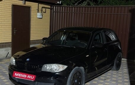 BMW 1 серия, 2008 год, 615 000 рублей, 3 фотография