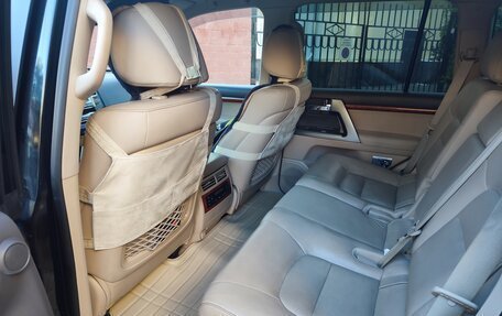 Toyota Land Cruiser 200, 2015 год, 5 300 000 рублей, 6 фотография