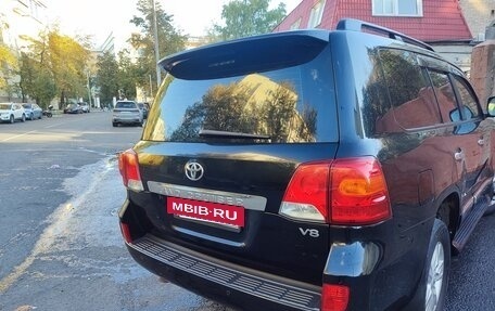 Toyota Land Cruiser 200, 2015 год, 5 300 000 рублей, 4 фотография