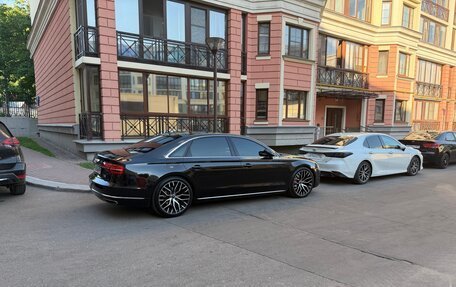 Audi A8, 2014 год, 3 000 000 рублей, 15 фотография