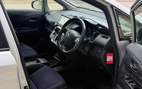 Toyota Wish II, 2013 год, 1 350 000 рублей, 15 фотография