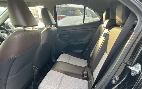 Toyota Yaris Cross, 2023 год, 1 338 000 рублей, 12 фотография