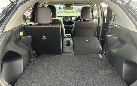 Toyota Yaris Cross, 2023 год, 1 338 000 рублей, 14 фотография