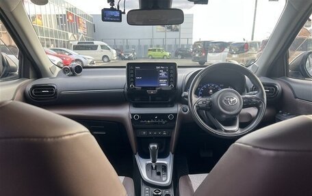 Toyota Yaris Cross, 2023 год, 1 338 000 рублей, 17 фотография