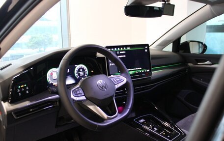 Volkswagen Golf VIII, 2025 год, 3 290 000 рублей, 5 фотография
