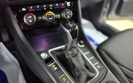 Volkswagen Jetta VII, 2023 год, 1 960 000 рублей, 18 фотография