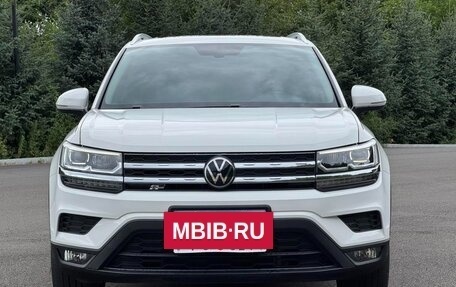 Volkswagen Tharu, 2022 год, 1 794 000 рублей, 2 фотография