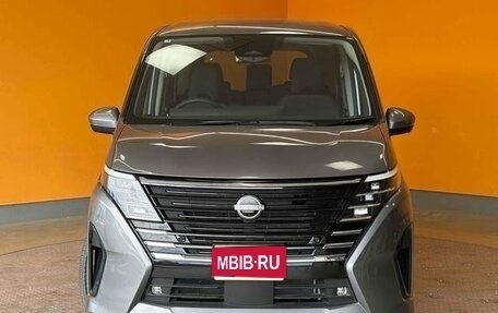 Nissan Serena, 2023 год, 1 620 000 рублей, 1 фотография