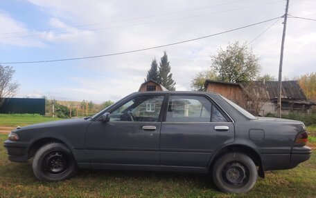 Toyota Carina, 1990 год, 190 000 рублей, 5 фотография