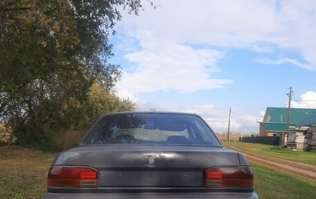 Toyota Carina, 1990 год, 190 000 рублей, 3 фотография