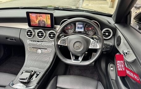 Mercedes-Benz C-Класс, 2017 год, 1 980 700 рублей, 24 фотография