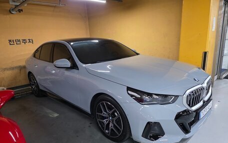 BMW 5 серия, 2025 год, 7 390 000 рублей, 2 фотография
