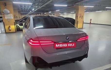 BMW 5 серия, 2025 год, 7 390 000 рублей, 6 фотография