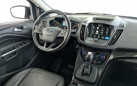 Ford Kuga III, 2017 год, 1 700 000 рублей, 29 фотография