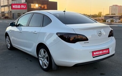 Opel Astra J, 2013 год, 700 000 рублей, 1 фотография