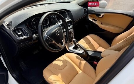 Volvo V40 II рестайлинг, 2019 год, 1 070 000 рублей, 7 фотография