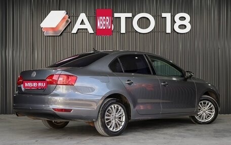 Volkswagen Jetta VI, 2014 год, 909 000 рублей, 3 фотография