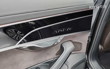 Audi A8, 2023 год, 10 390 000 рублей, 16 фотография