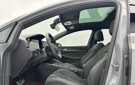 Volkswagen Golf VIII, 2023 год, 2 208 000 рублей, 10 фотография