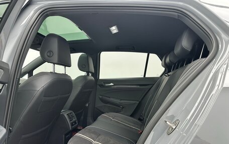 Volkswagen Golf VIII, 2023 год, 2 208 000 рублей, 11 фотография