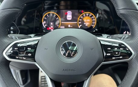 Volkswagen Golf VIII, 2023 год, 2 208 000 рублей, 8 фотография