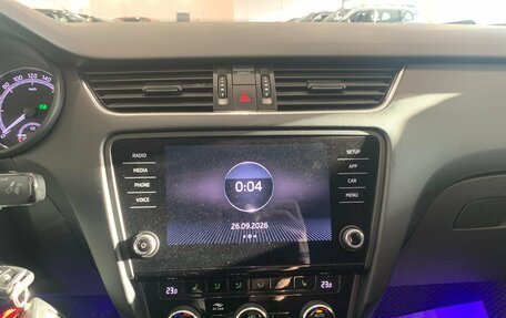 Skoda Octavia, 2018 год, 1 695 000 рублей, 15 фотография