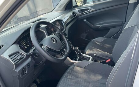 Volkswagen T-Cross I, 2021 год, 1 437 000 рублей, 8 фотография