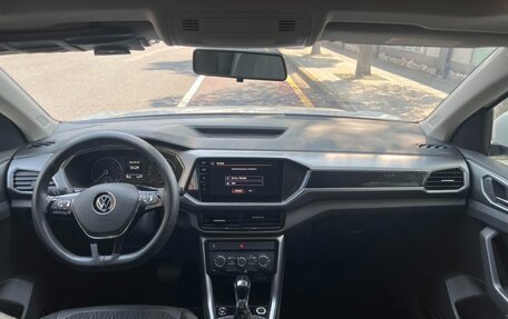 Volkswagen T-Cross I, 2021 год, 1 437 000 рублей, 9 фотография