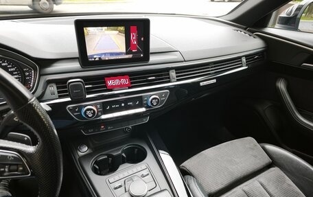 Audi A4, 2017 год, 2 950 000 рублей, 18 фотография