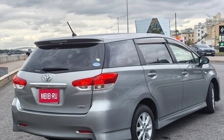 Toyota Wish II, 2012 год, 1 300 000 рублей, 1 фотография