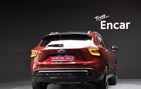 Chevrolet Trax, 2023 год, 1 690 030 рублей, 3 фотография