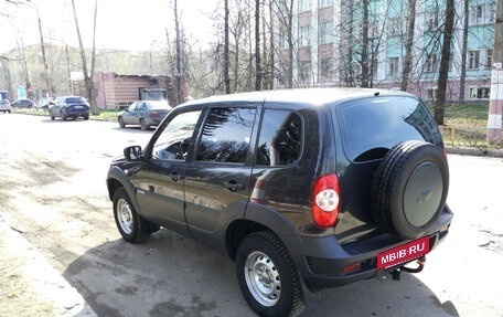 Chevrolet Niva I рестайлинг, 2012 год, 390 000 рублей, 6 фотография