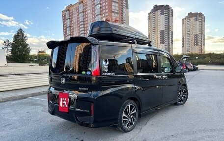 Honda Stepwgn IV, 2016 год, 1 690 000 рублей, 5 фотография