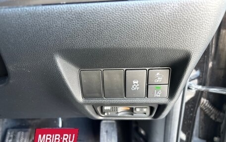 Honda Stepwgn IV, 2016 год, 1 690 000 рублей, 30 фотография