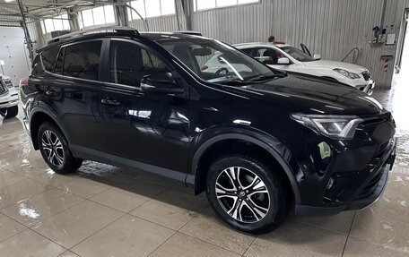 Toyota RAV4, 2018 год, 2 750 000 рублей, 11 фотография